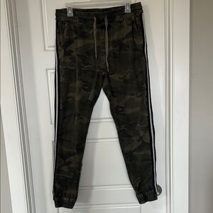 edge Men's Olive Green Camo Jogger Pants with Side Stripes